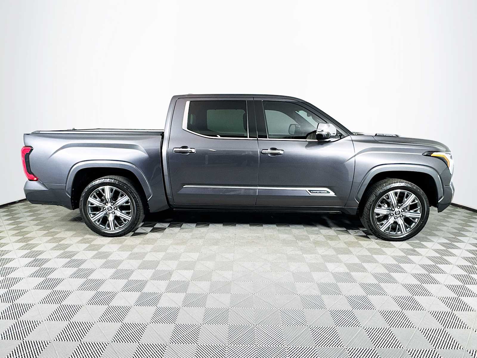 2022 Toyota Tundra Capstone - Photo 7