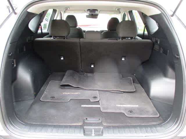 2022 Hyundai Tucson SE photo 2