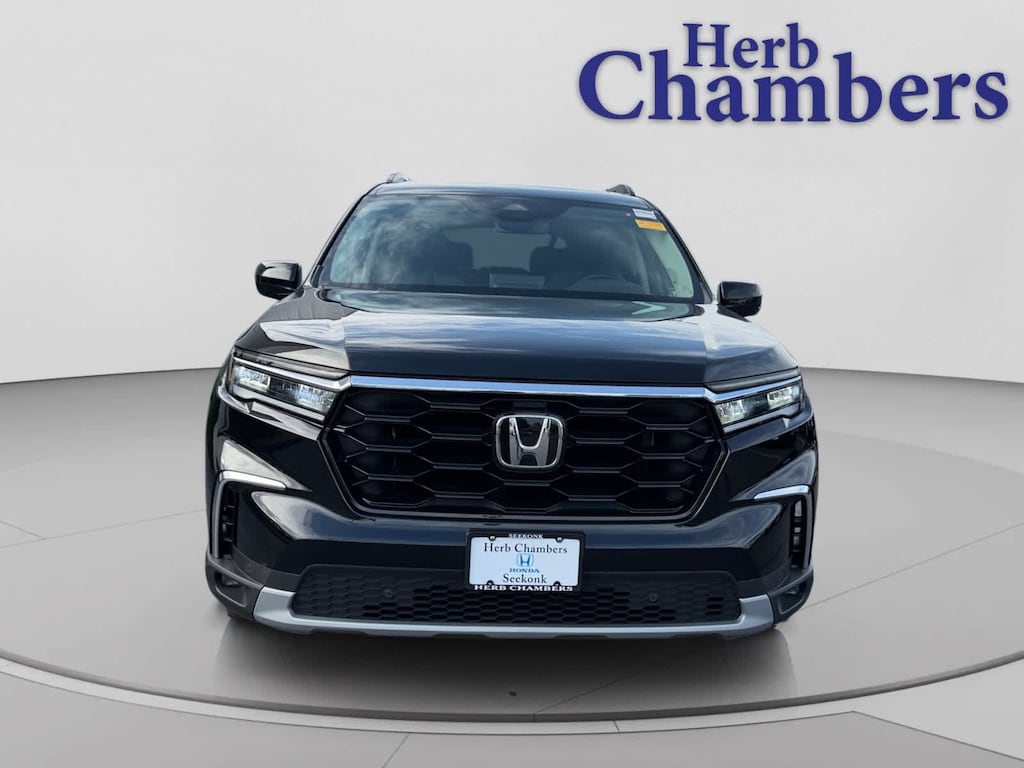 Used 2023 Honda Pilot Touring SUV