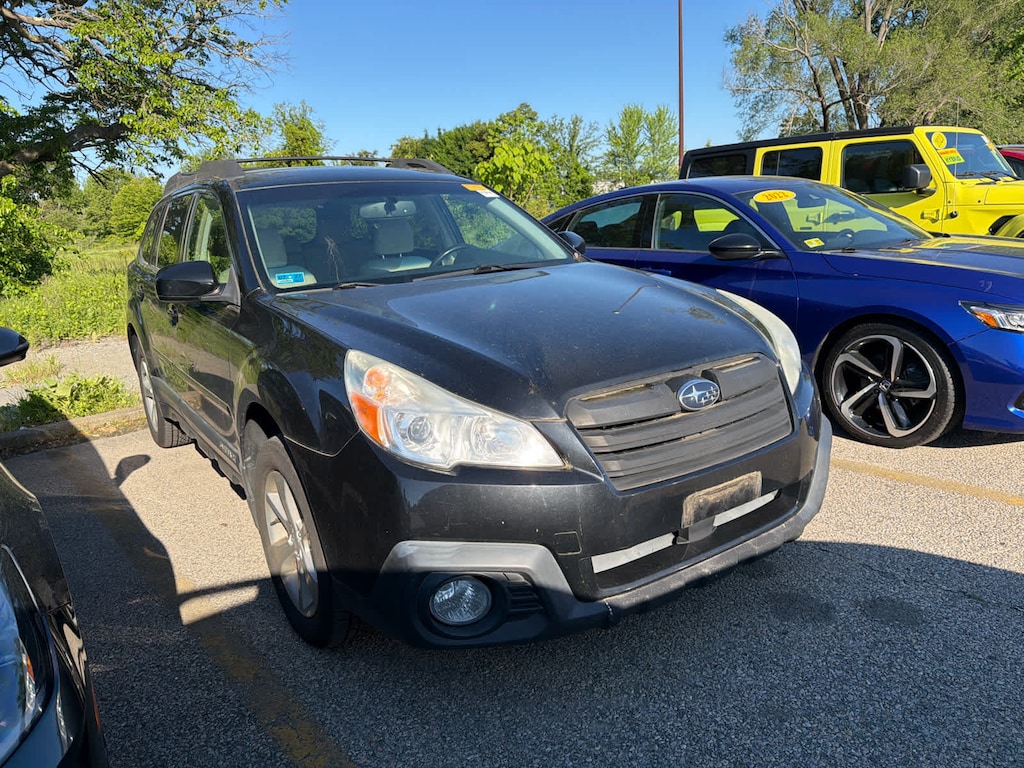 Used 2013 Subaru Outback 2.5i Limited (CVT) SUV