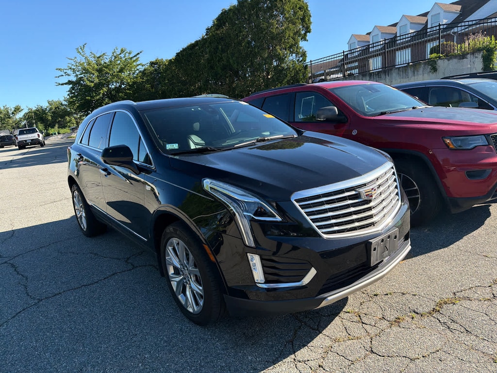 Used 2017 CADILLAC XT5 Platinum SUV