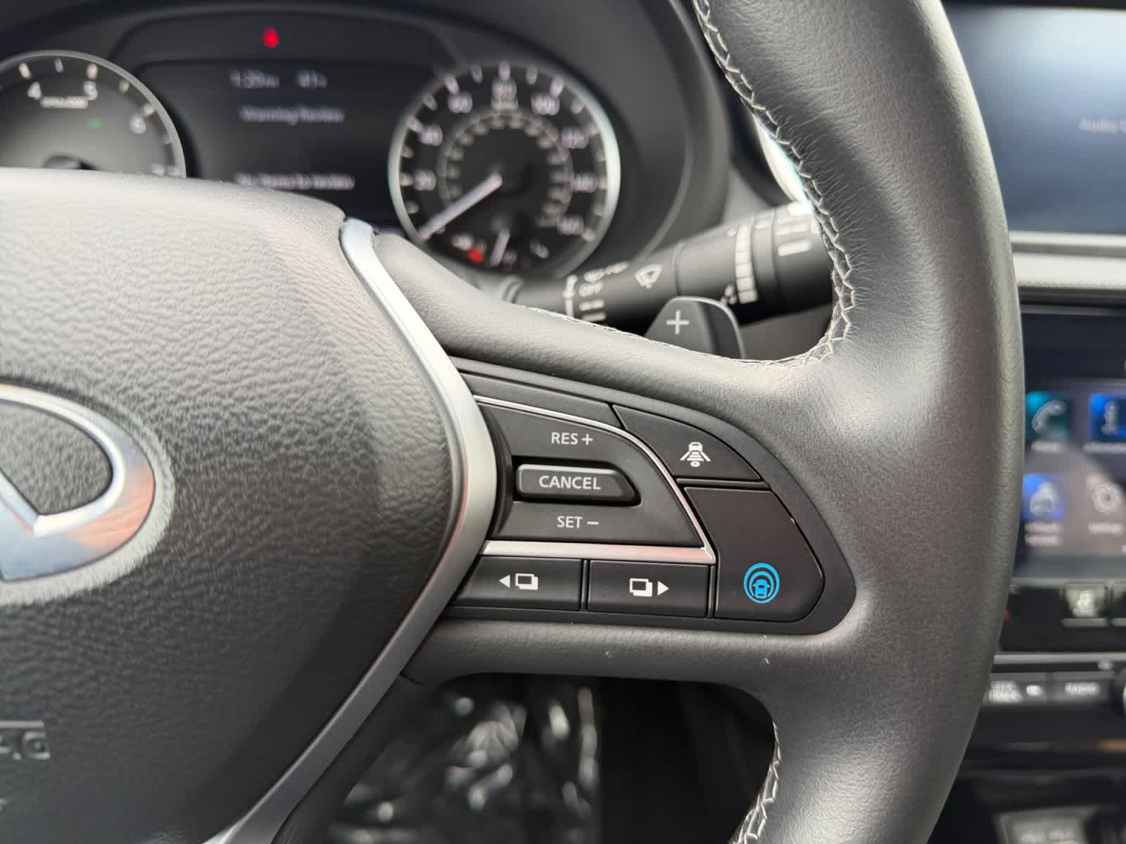 2025 INFINITI QX55 Luxe - Photo 13