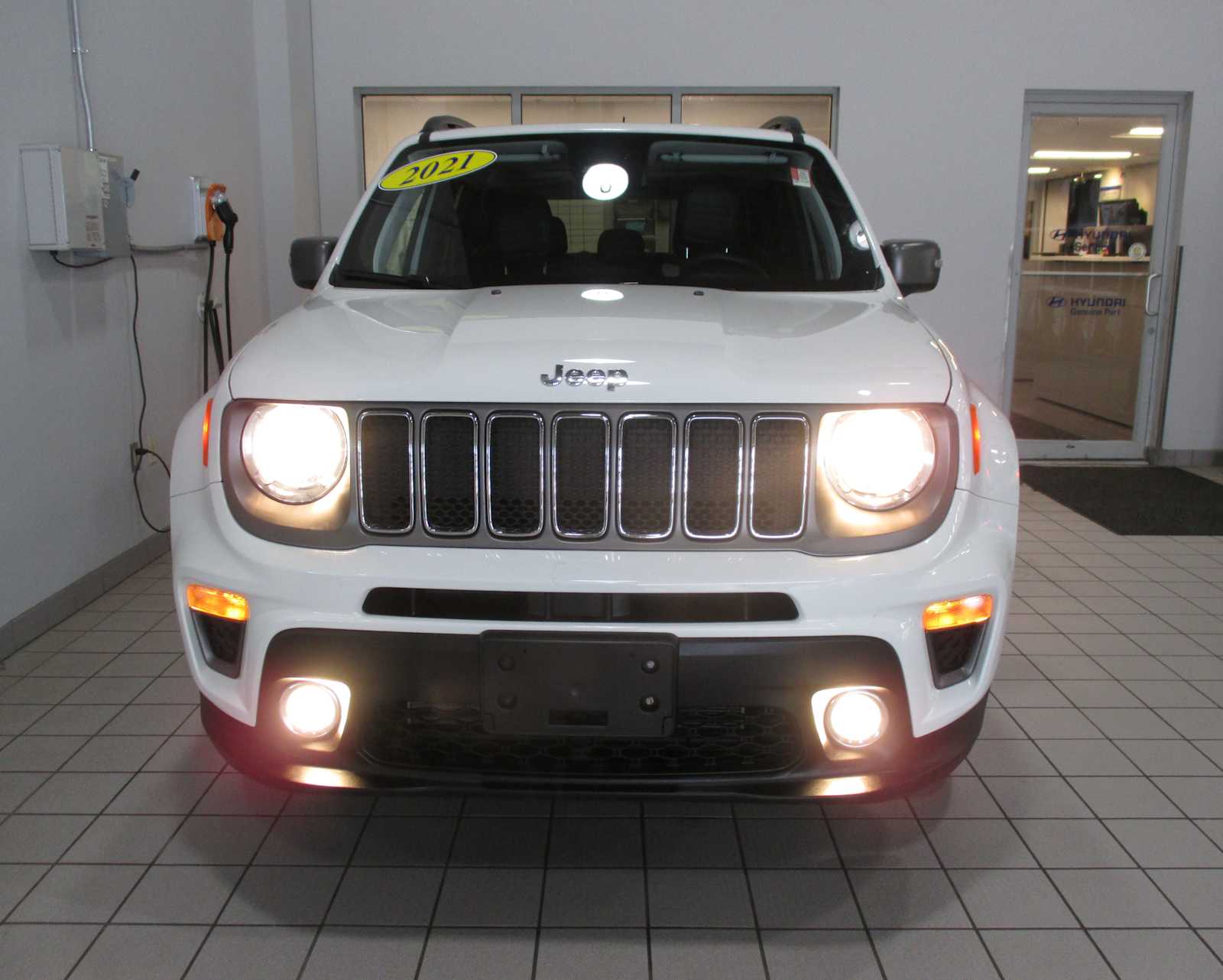 2021 Jeep Renegade Limited photo 2