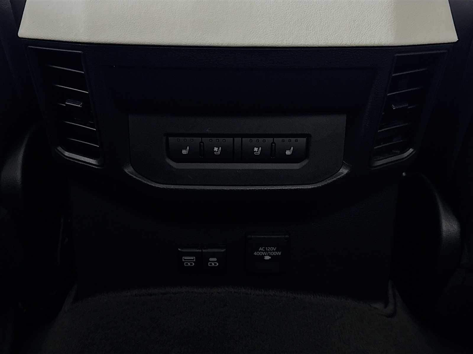 2022 Toyota Tundra Capstone - Photo 24