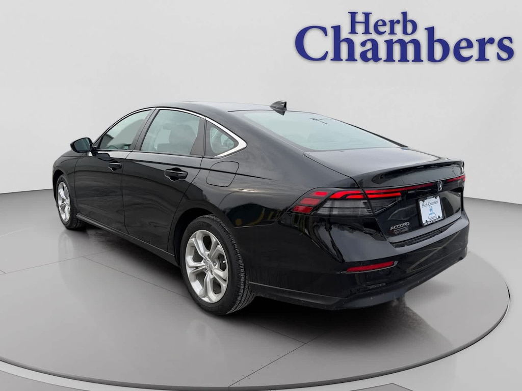 Used 2023 Honda Accord LX Sedan