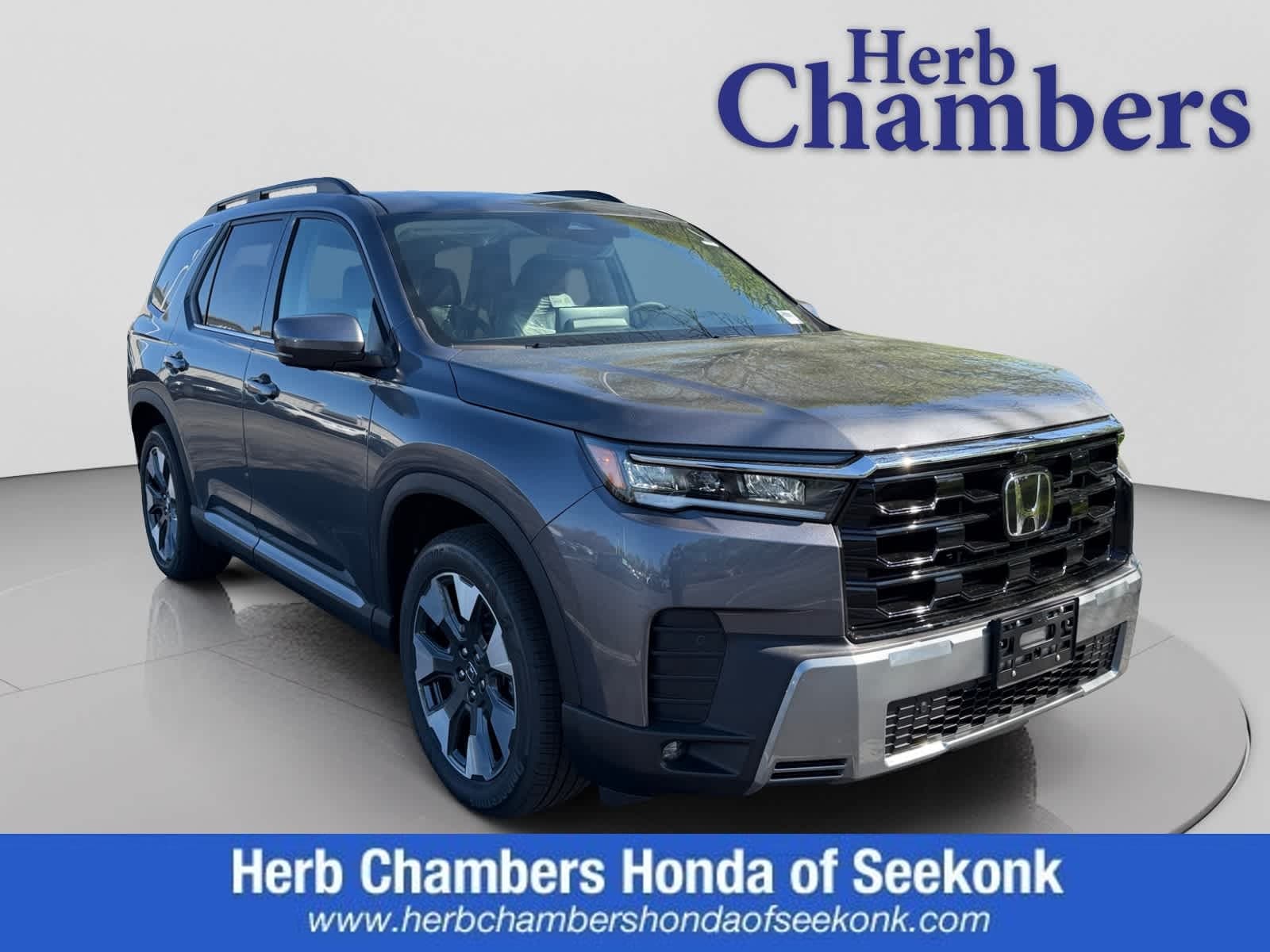 2026 Honda Pilot Touring AWD's photo