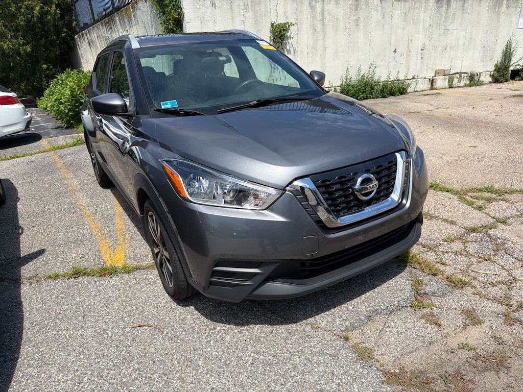 Used 2019 Nissan Kicks SV SUV