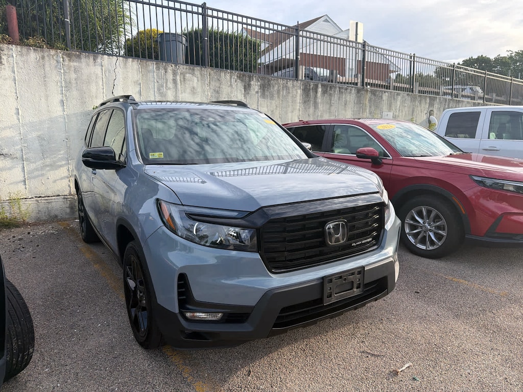 Used 2024 Honda Passport Black Edition SUV