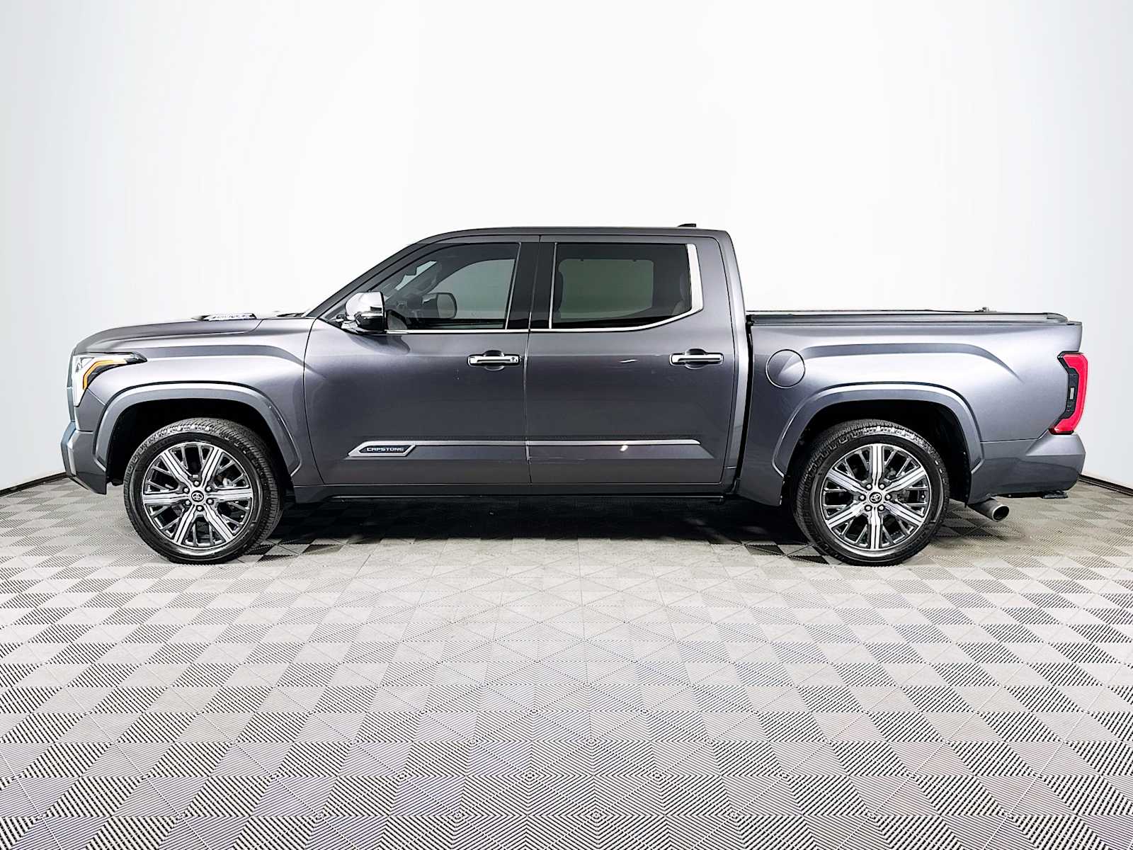 2022 Toyota Tundra Capstone - Photo 10