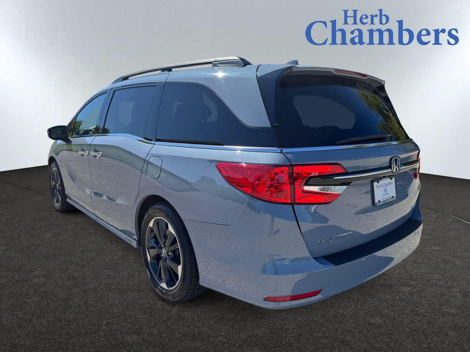 2023 Honda Odyssey Elite photo 3