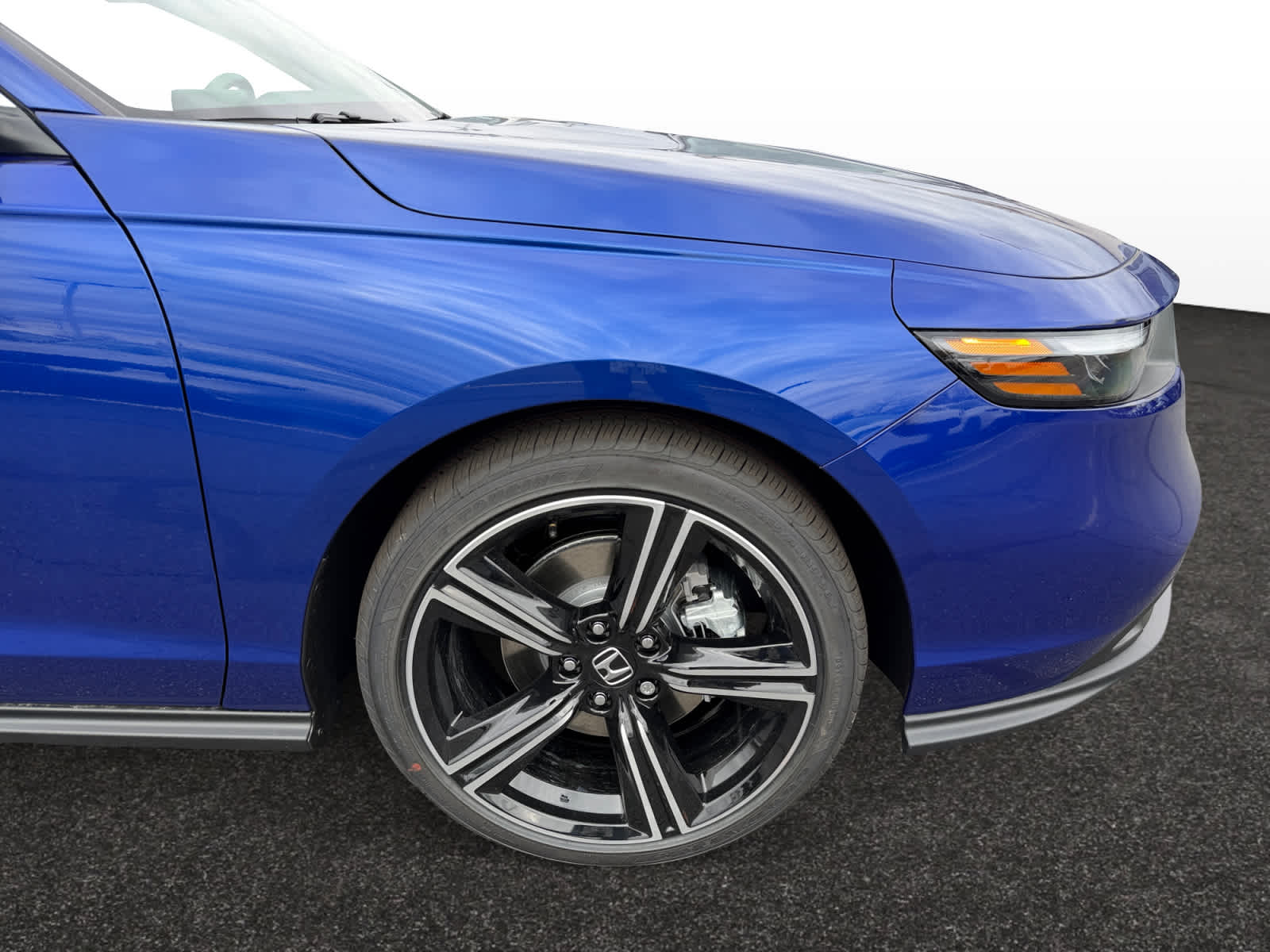 2025 Honda Accord Hybrid Sport photo 3