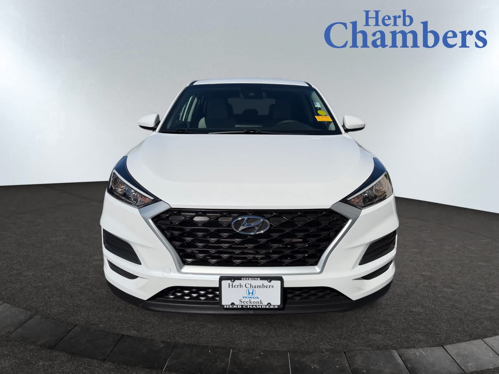 2021 Hyundai Tucson SE photo 2