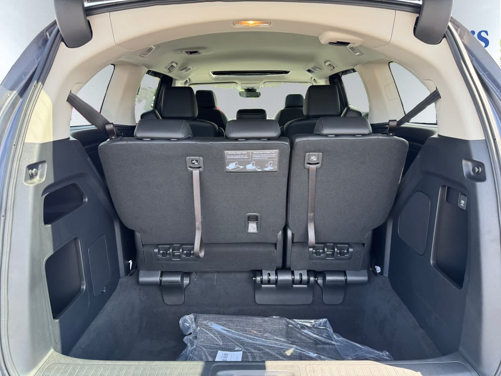 2026 Honda Odyssey EX-L photo 4