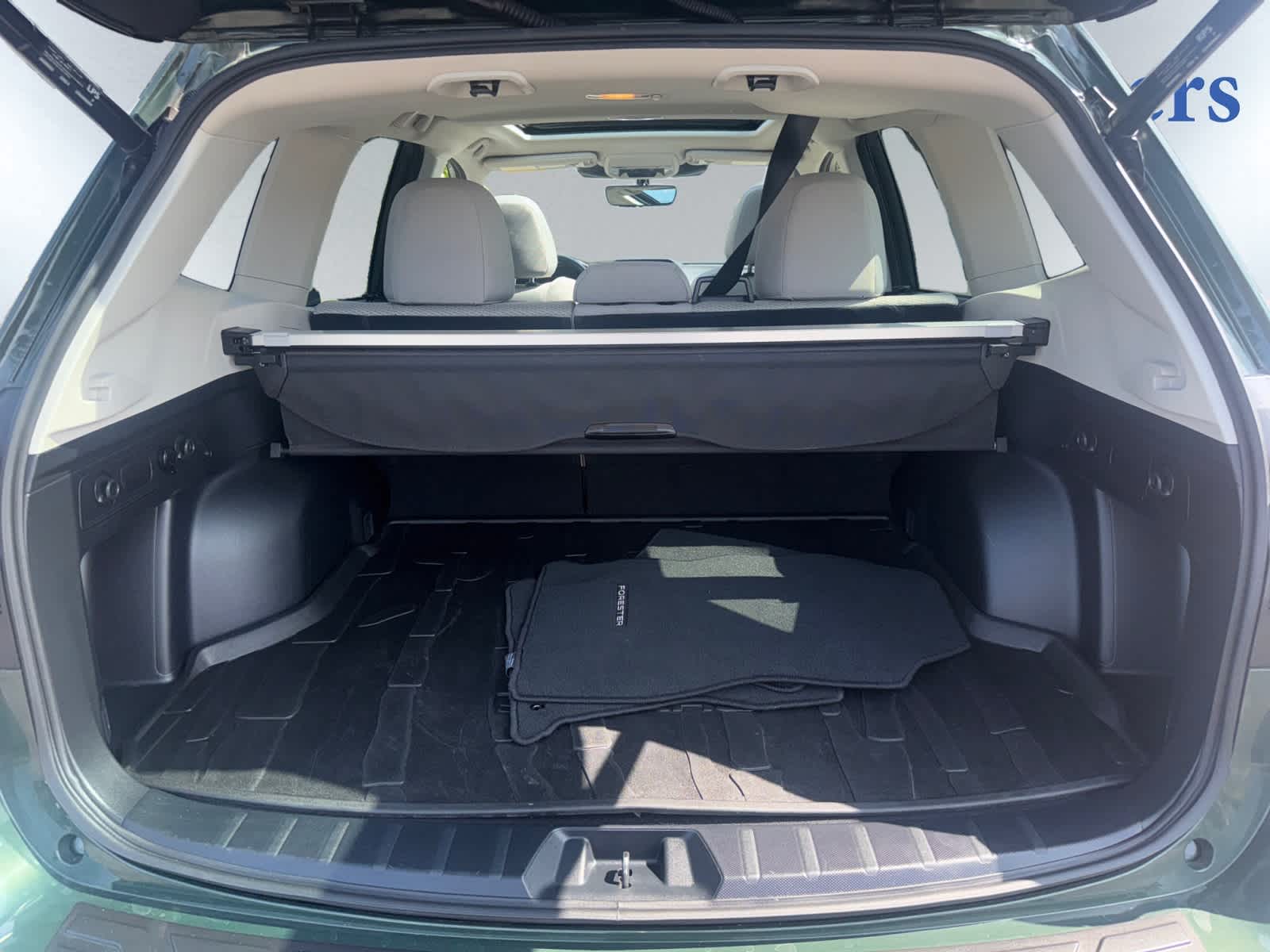2023 Subaru Forester Premium photo 3