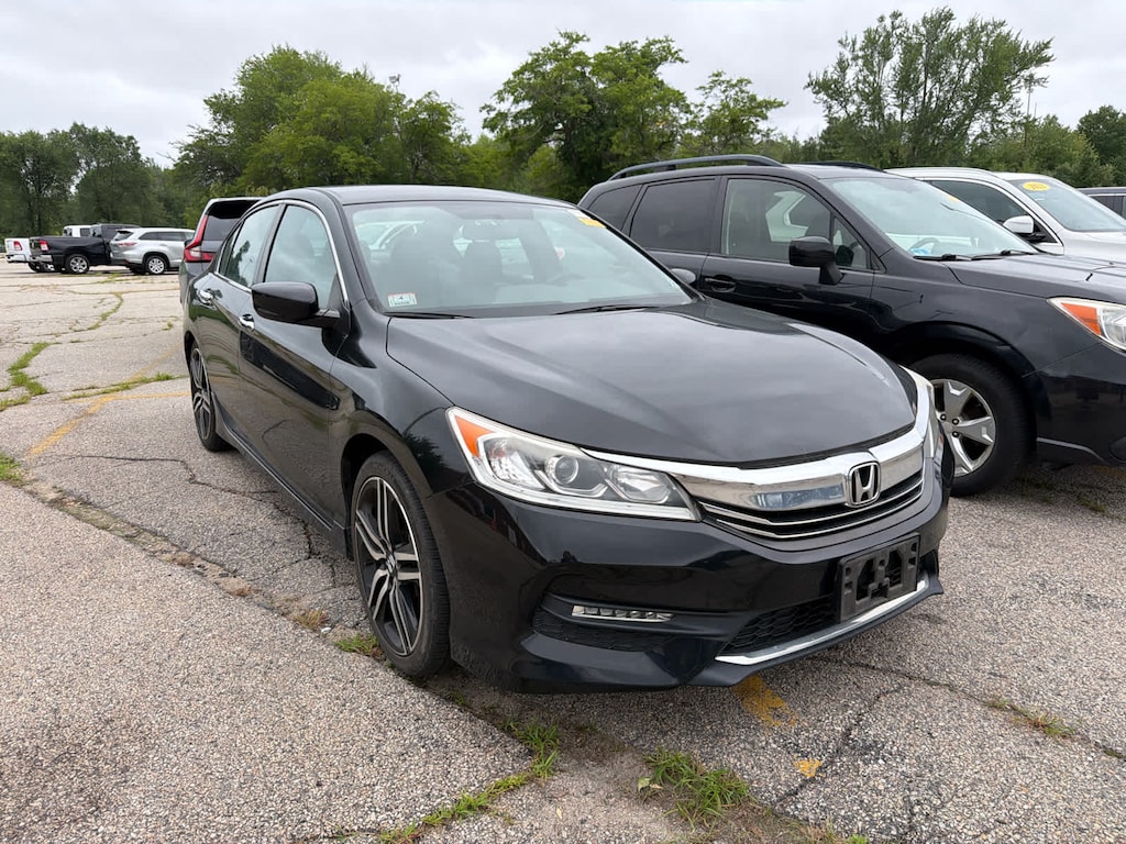 Used 2017 Honda Accord Sport SE Sedan