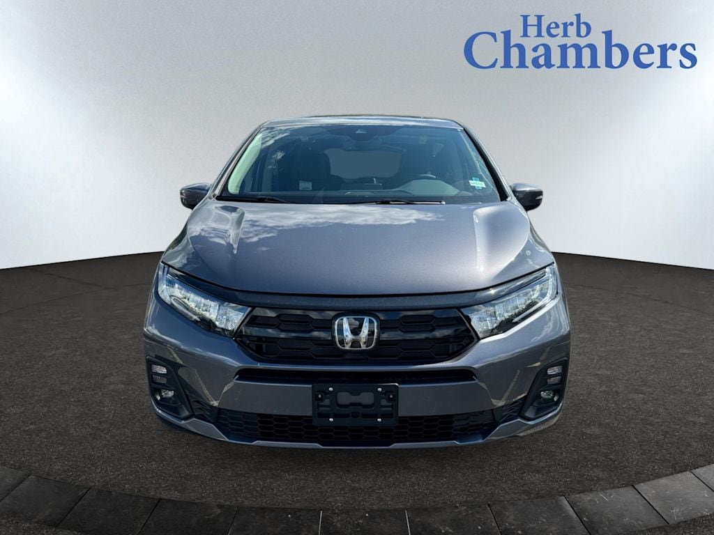 Used 2026 Honda Odyssey Touring Van