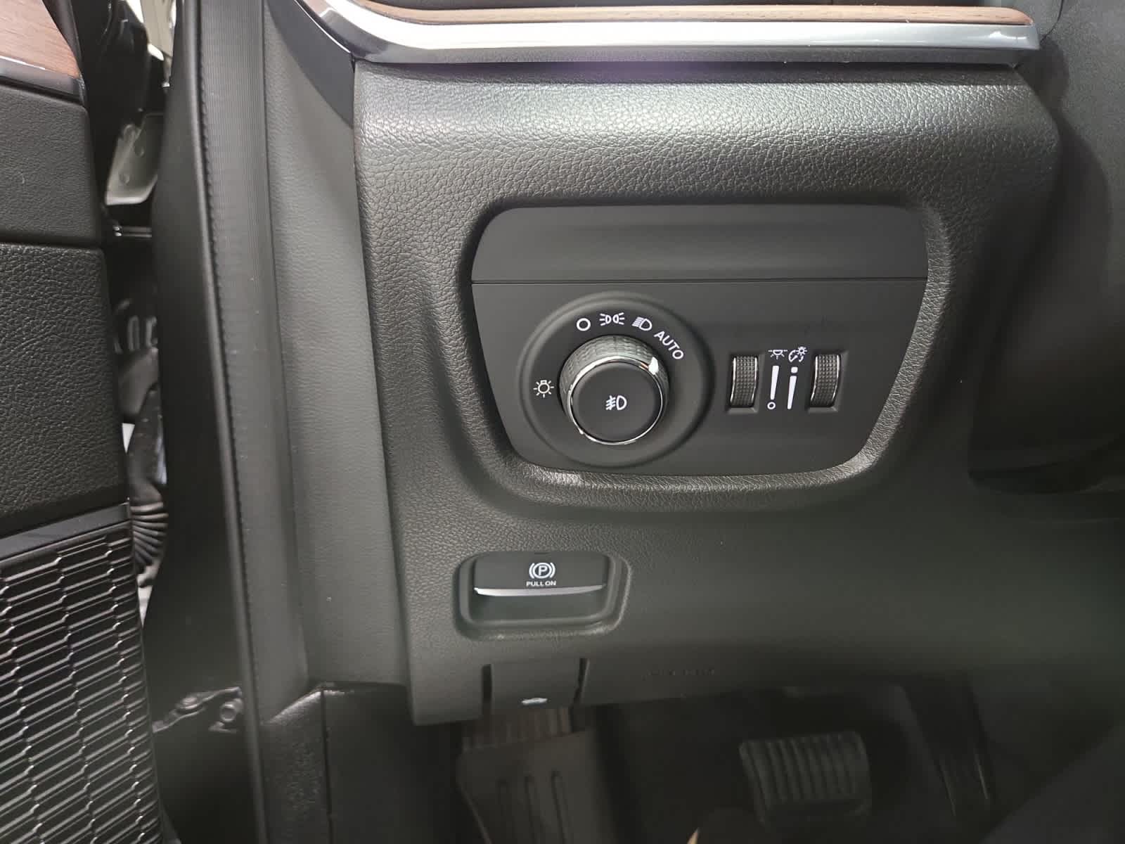 2023 Jeep Grand Cherokee L Summit - Photo 38