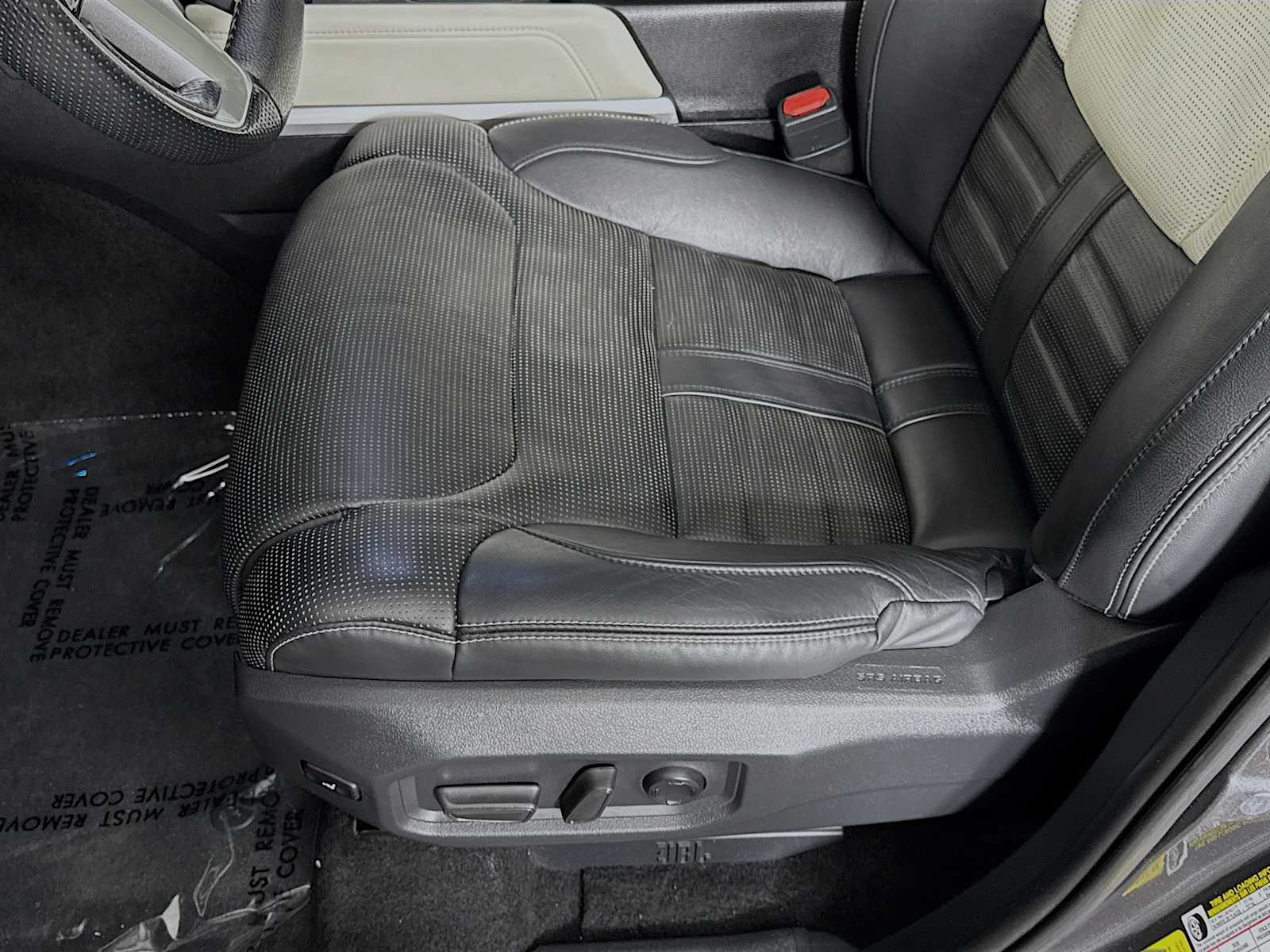 2022 Toyota Tundra Capstone - Photo 20