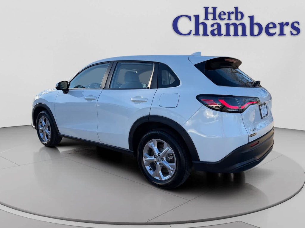 Used 2023 Honda HR-V LX AWD SUV