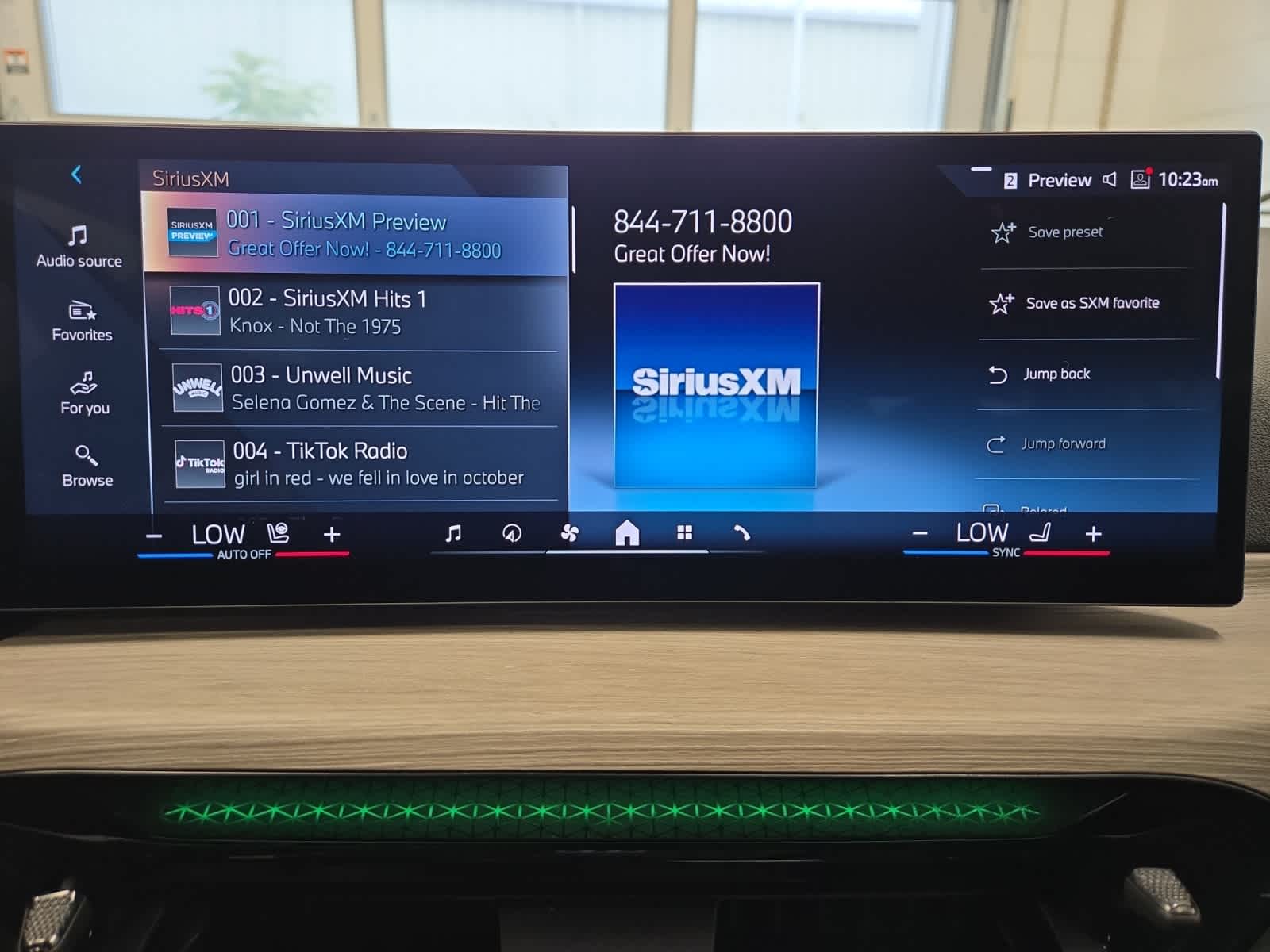 2025 BMW 3 Series 330i - Photo 25