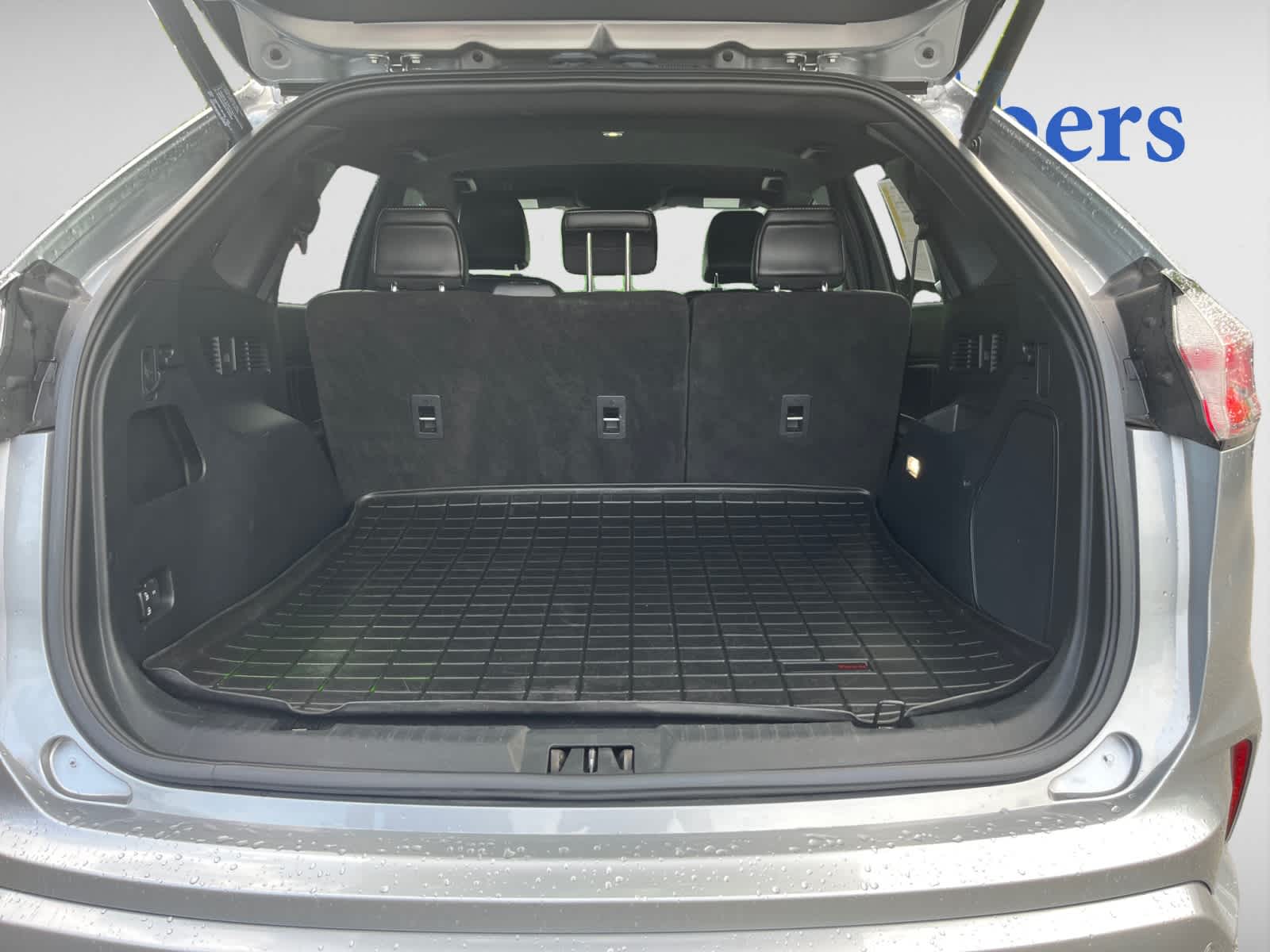 2021 Ford Edge ST photo 3