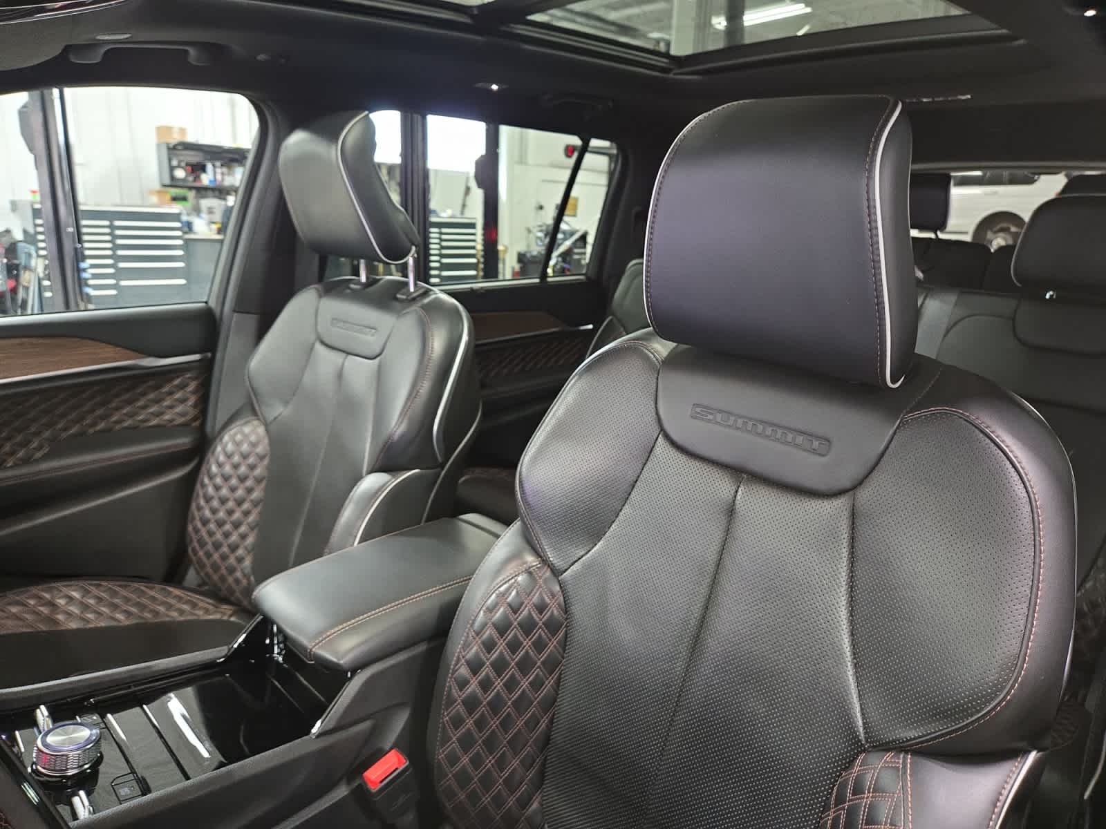 2023 Jeep Grand Cherokee L Summit - Photo 26