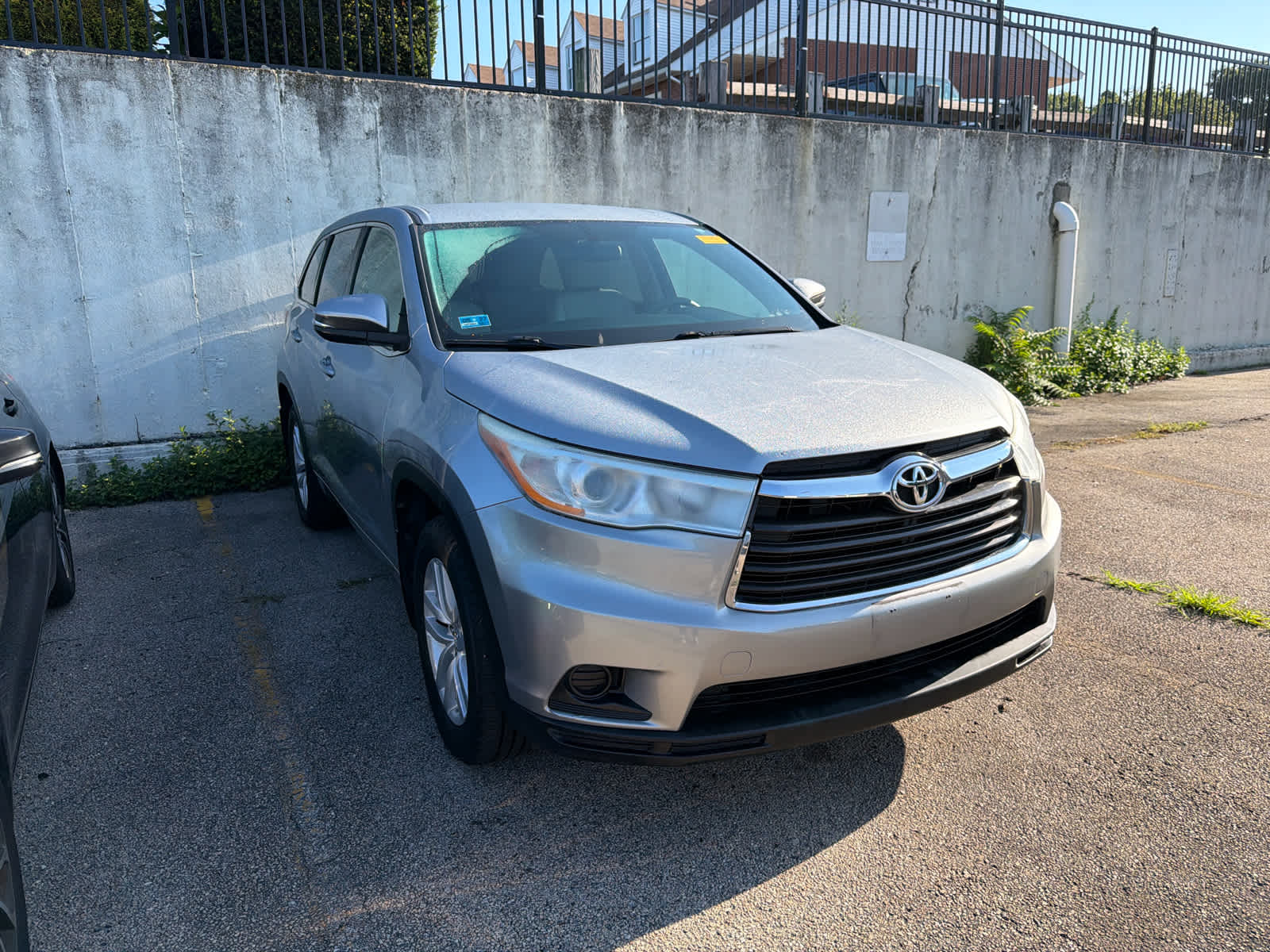 Used 2014 Toyota Highlander LE with VIN 5TDBKRFH1ES015244 for sale in Seekonk, MA