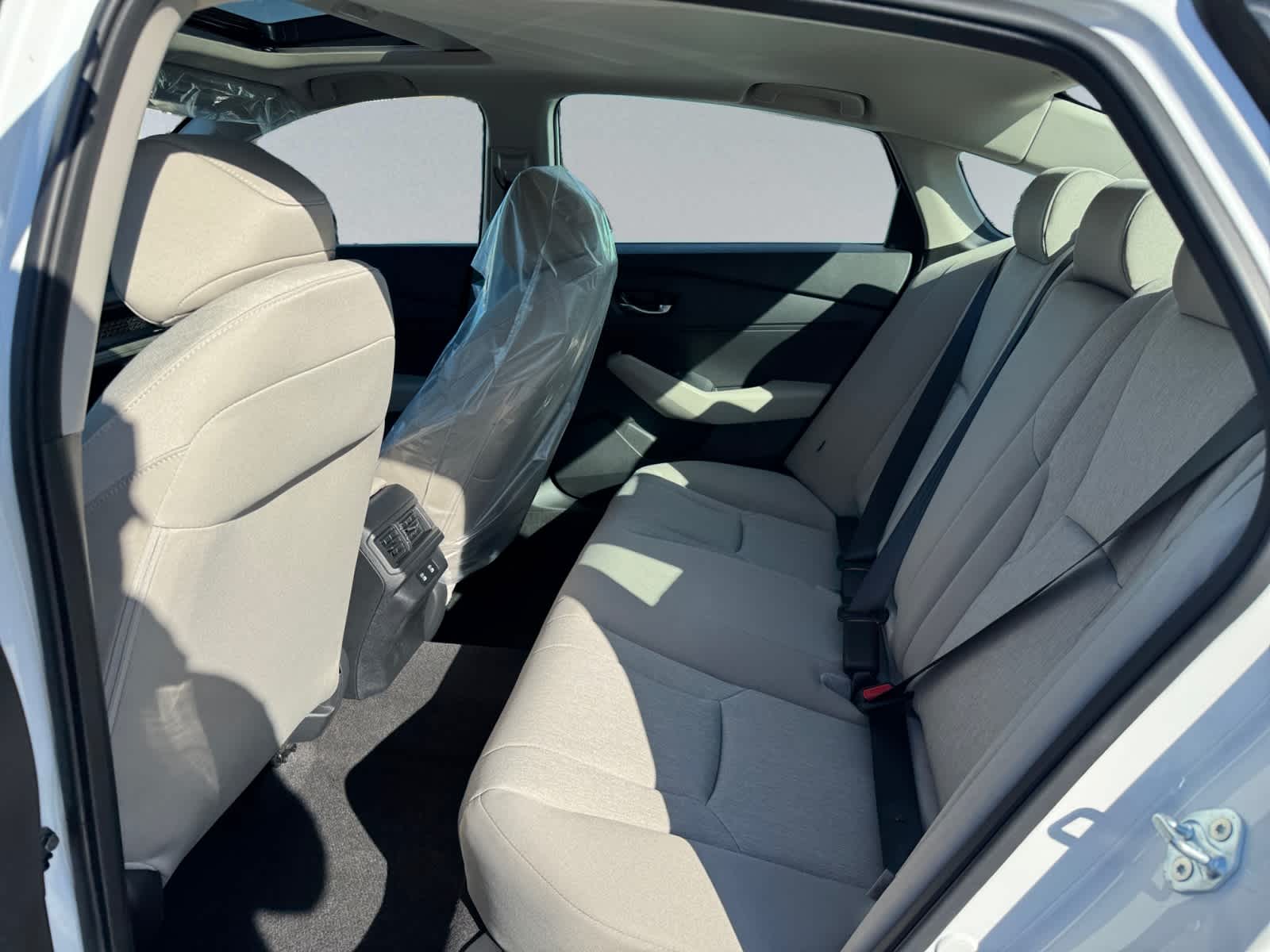 2025 Honda Accord SE - Photo 18