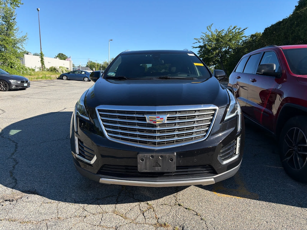 Used 2017 CADILLAC XT5 Platinum SUV