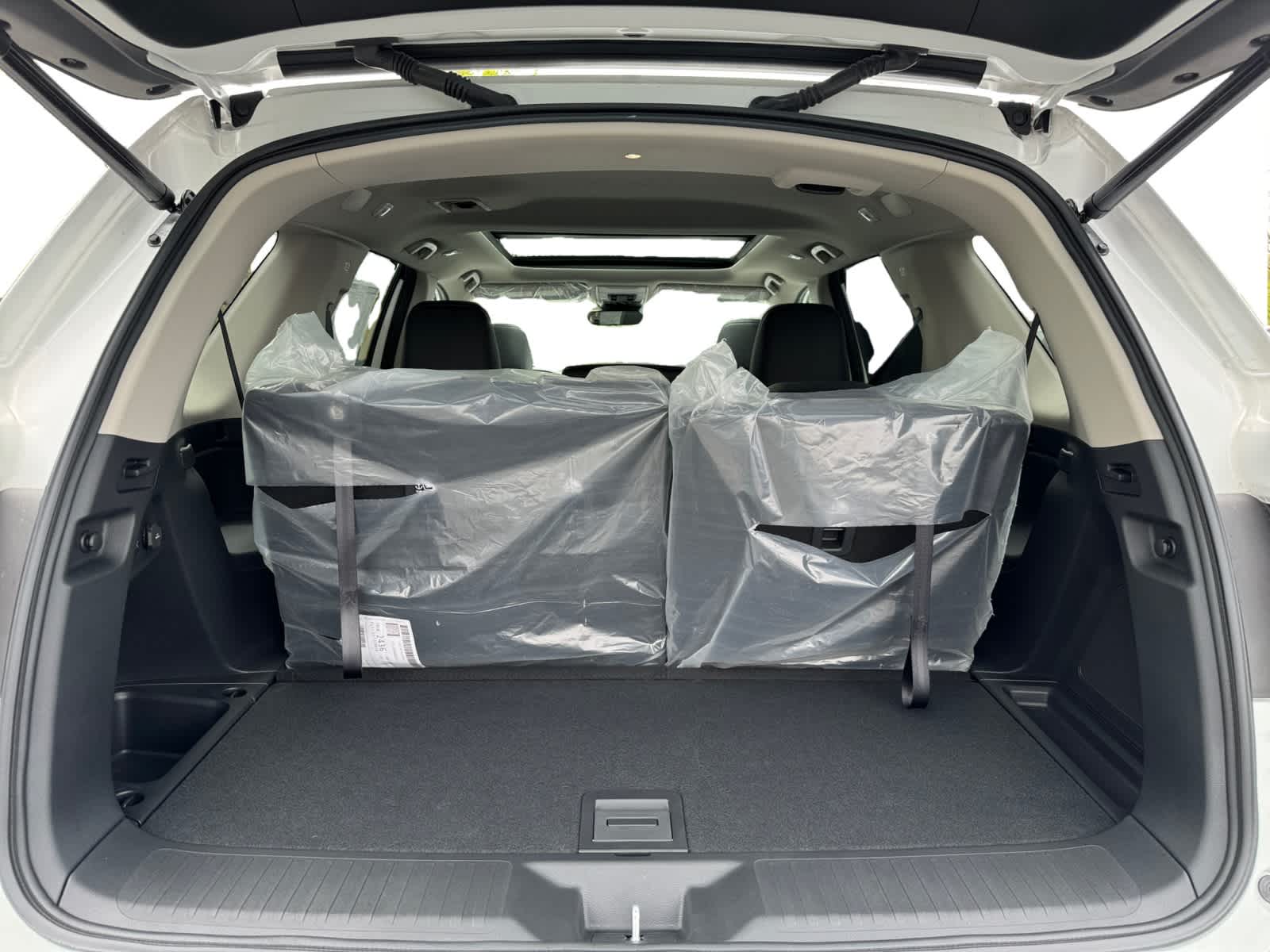 2025 Honda Pilot Touring photo 2