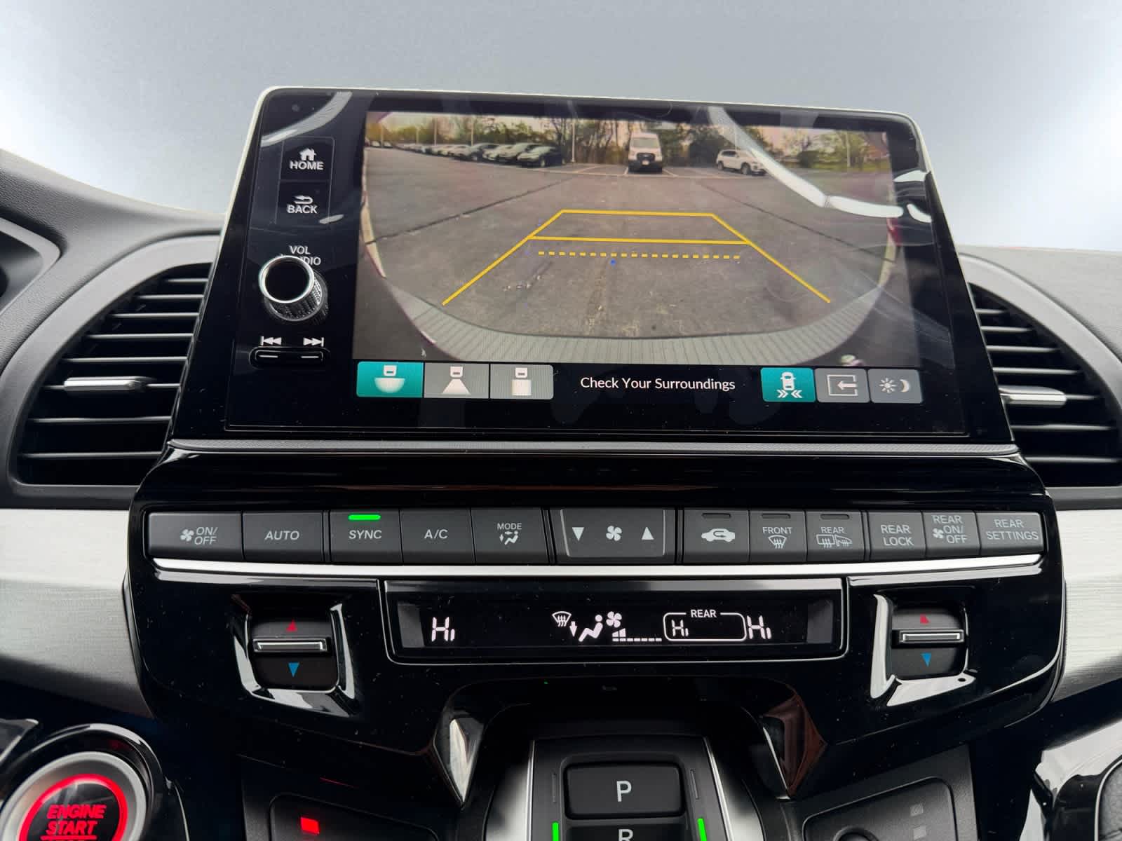 2026 Honda Odyssey Touring - Photo 15
