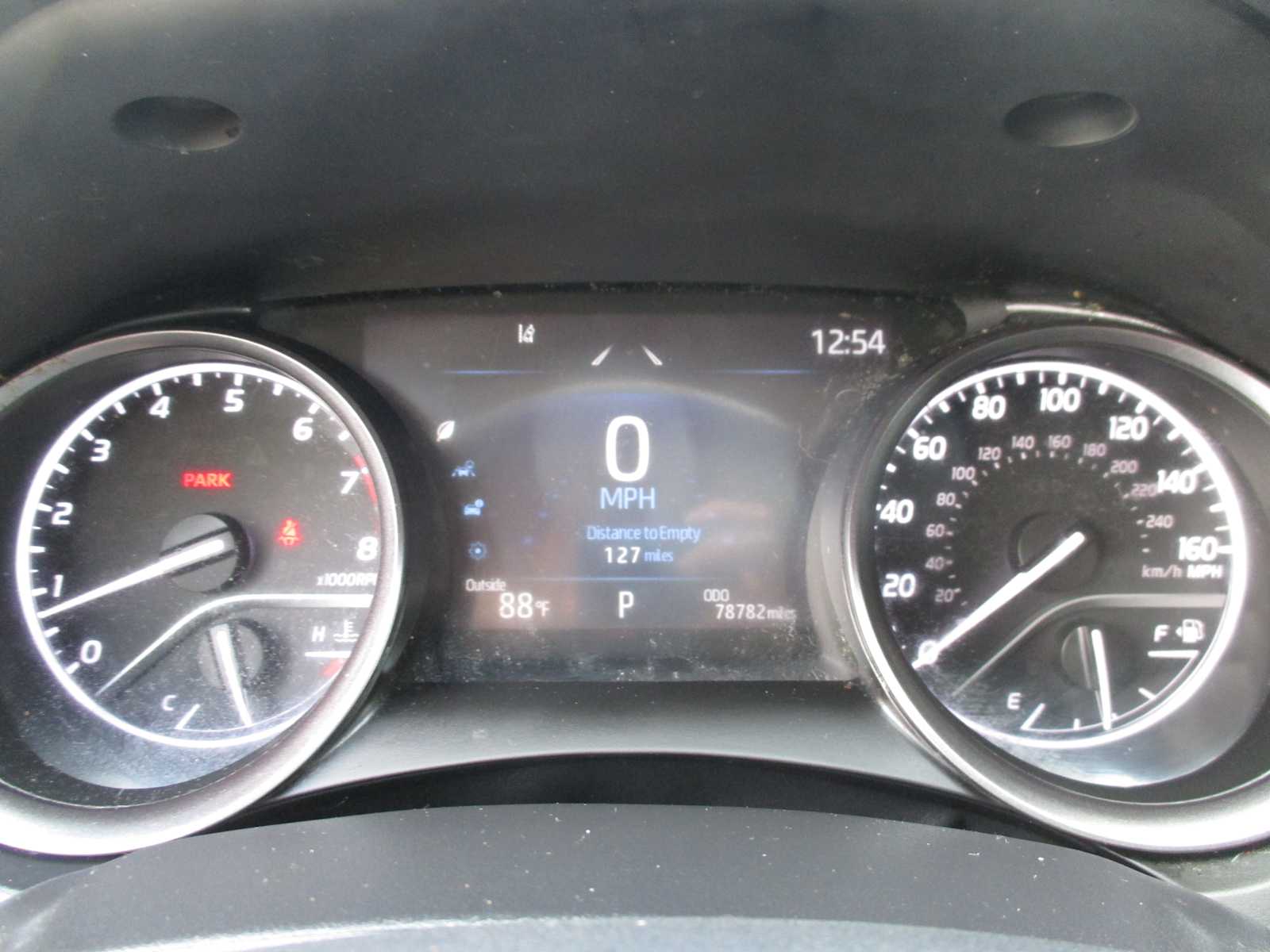 2023 Toyota Camry SE photo 4