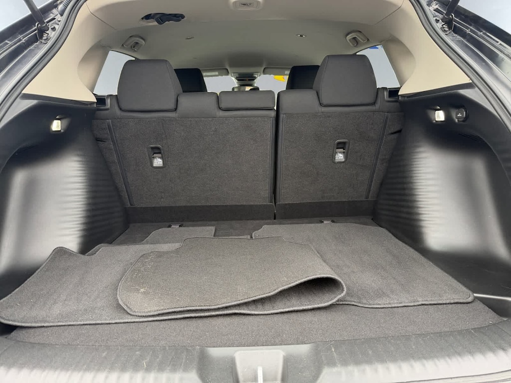 Used 2023 Honda HR-V LX AWD SUV