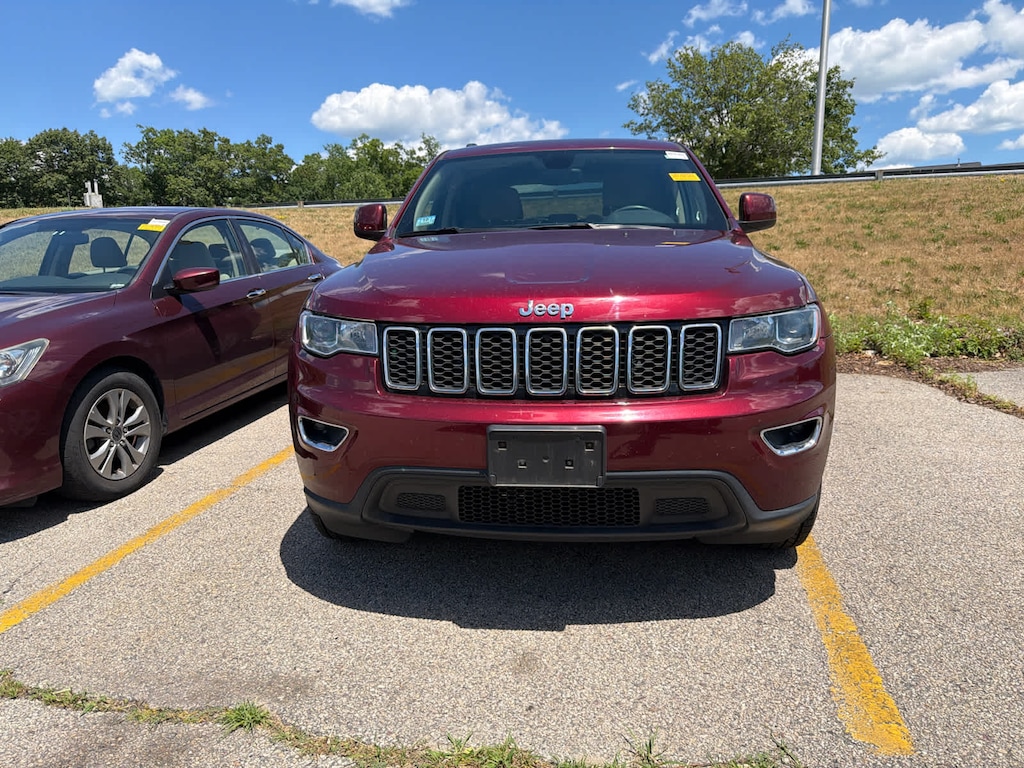 Used 2017 Jeep Grand Cherokee Laredo 4x4 SUV
