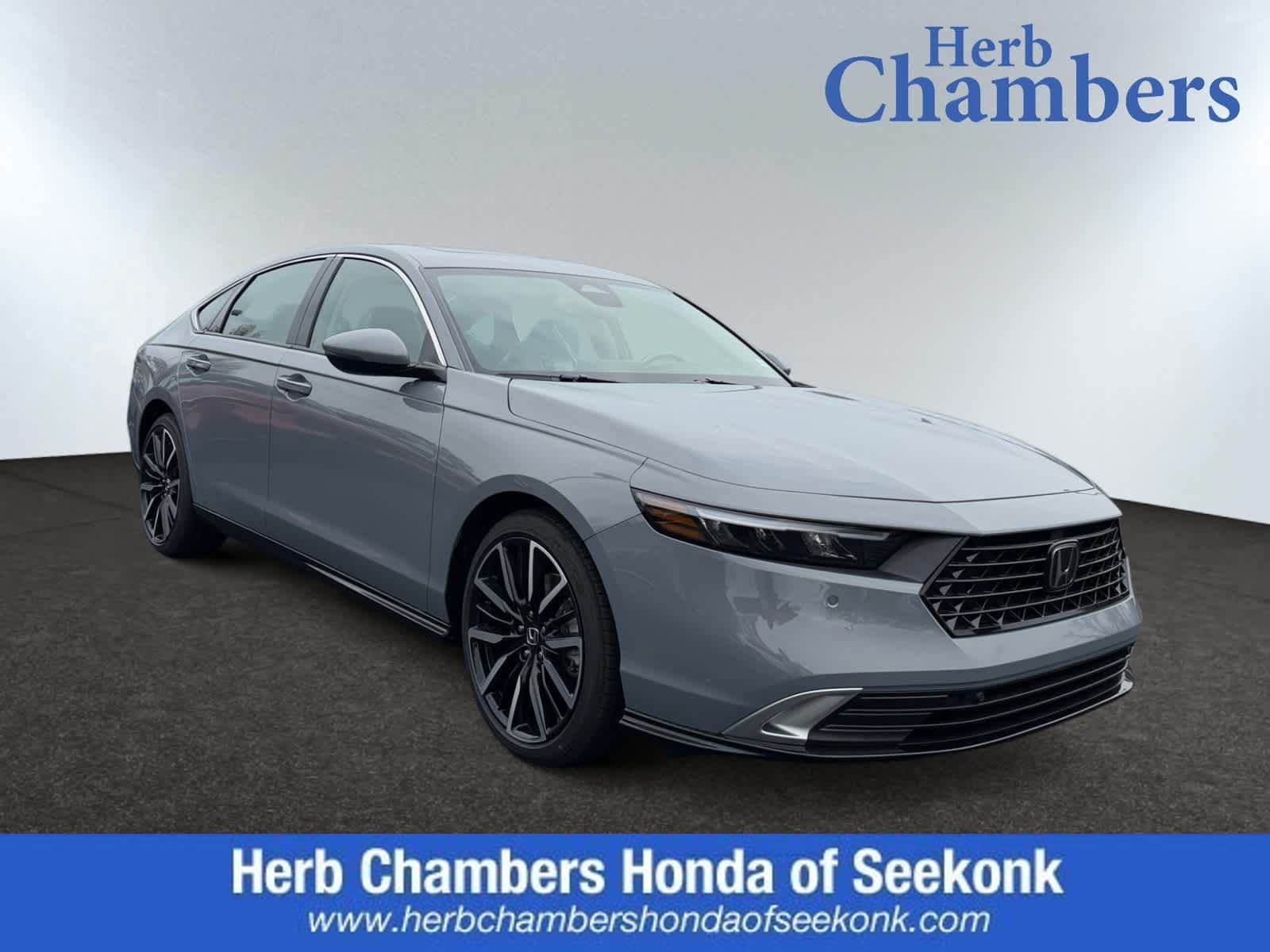 2025 Honda Accord Hybrid Touring's photo