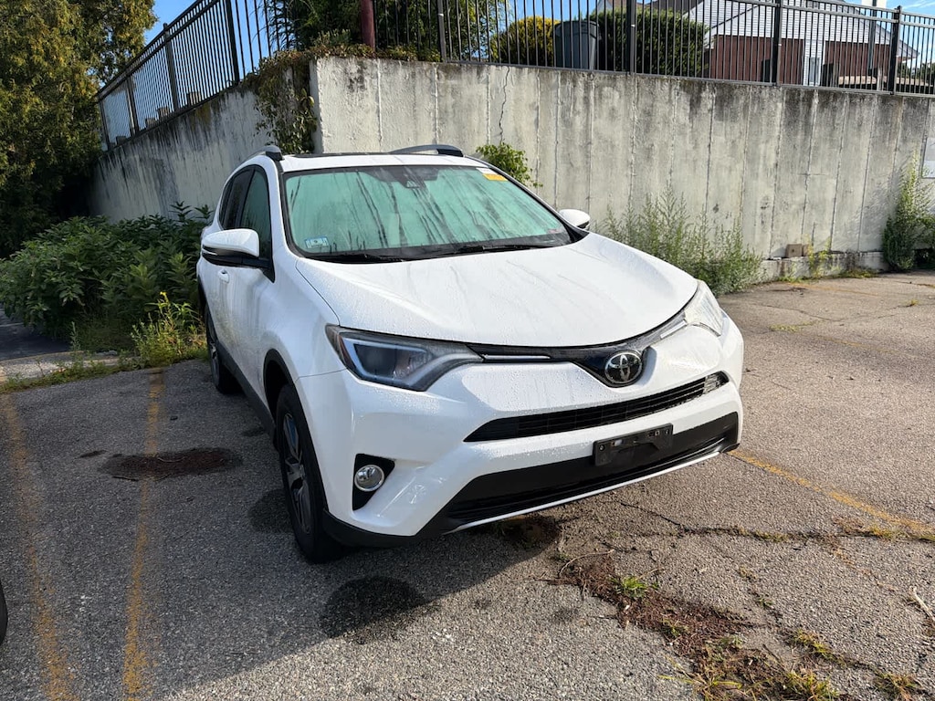 Used 2018 Toyota RAV4 XLE SUV