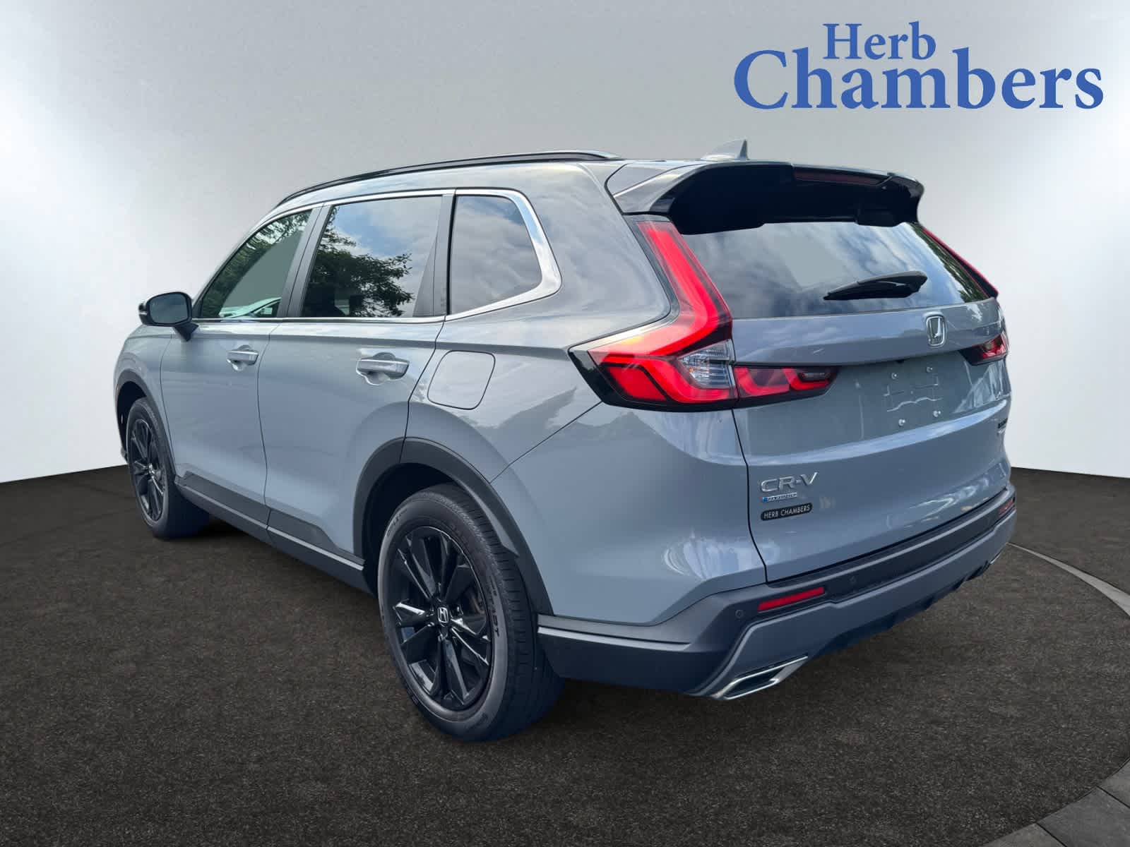 2023 Honda CR-V Hybrid Sport Touring photo 3