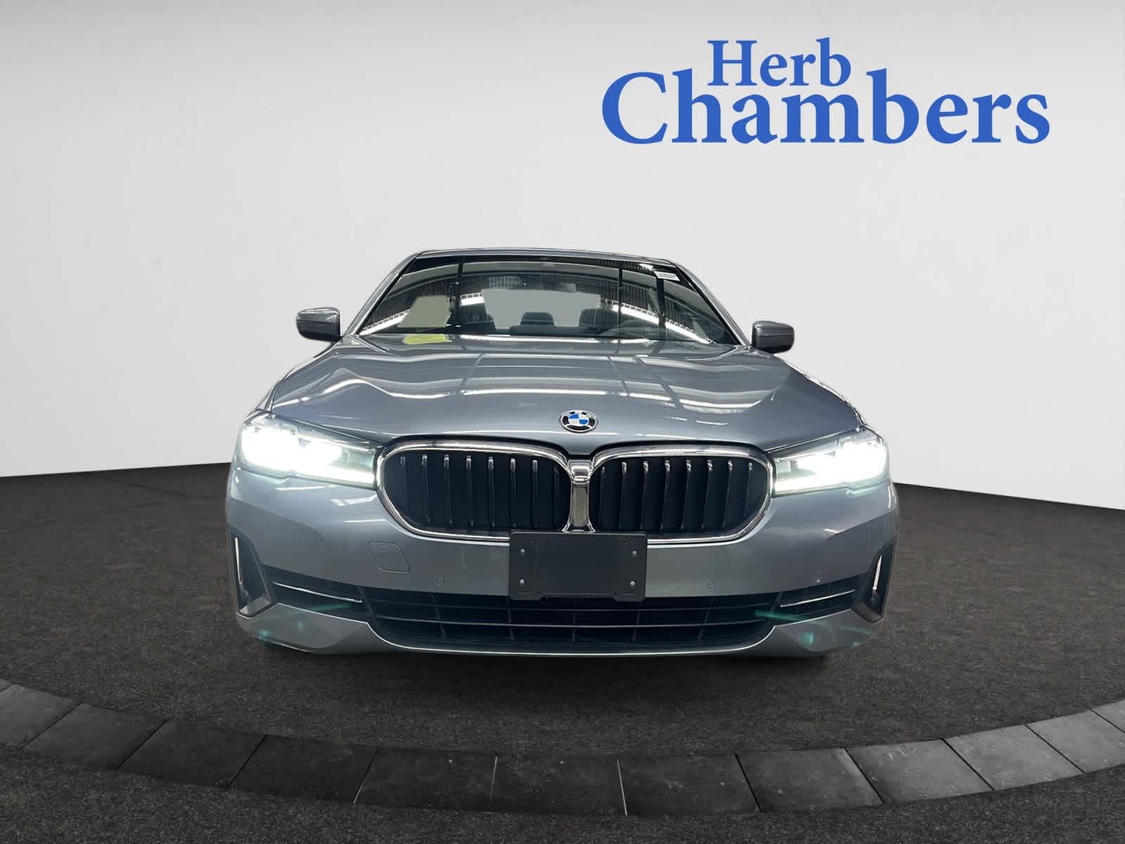 2022 Bmw 540i xDrive photo 2