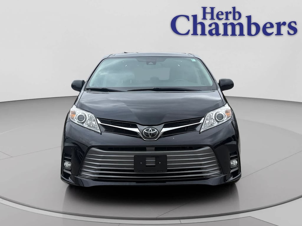 Used 2020 Toyota Sienna XLE Premium 7 Passenger Van
