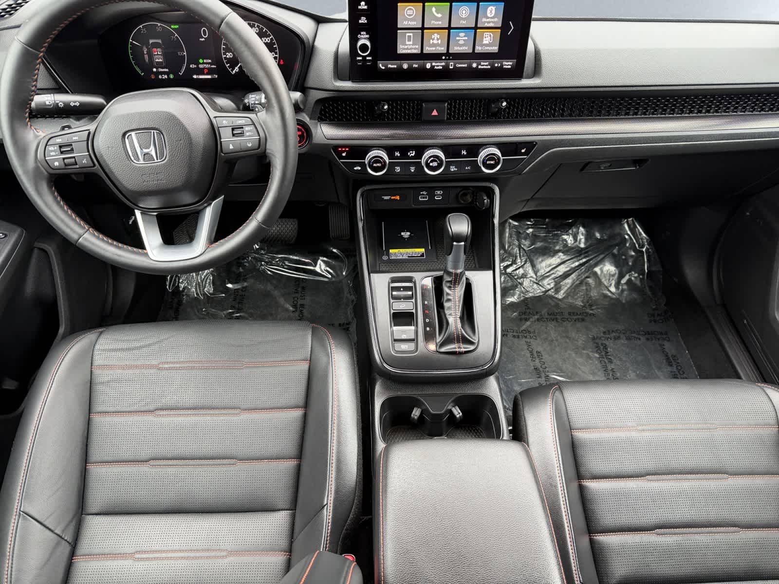 View vehicle photo 5