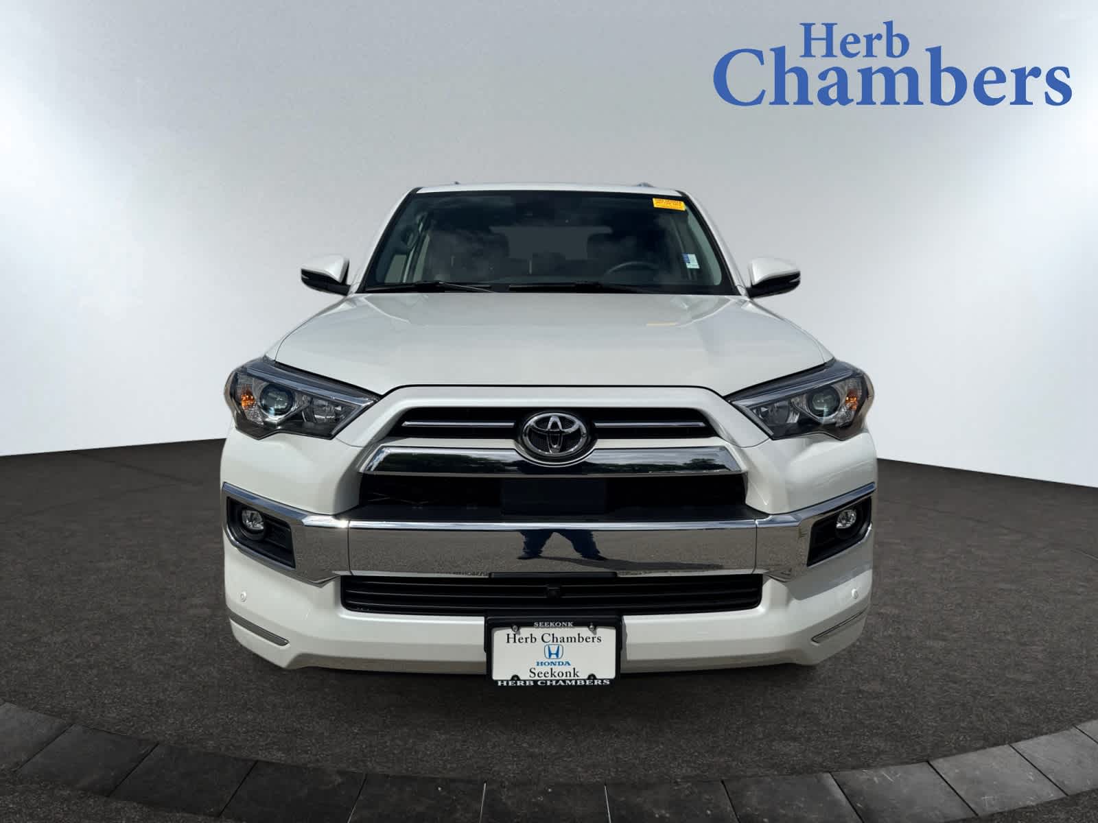 2024 Toyota 4Runner Limited photo 2