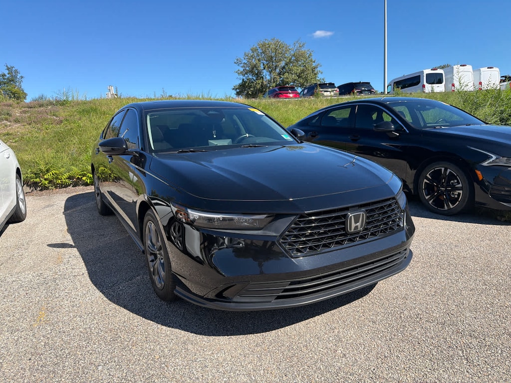 Used 2024 Honda Accord EX Sedan