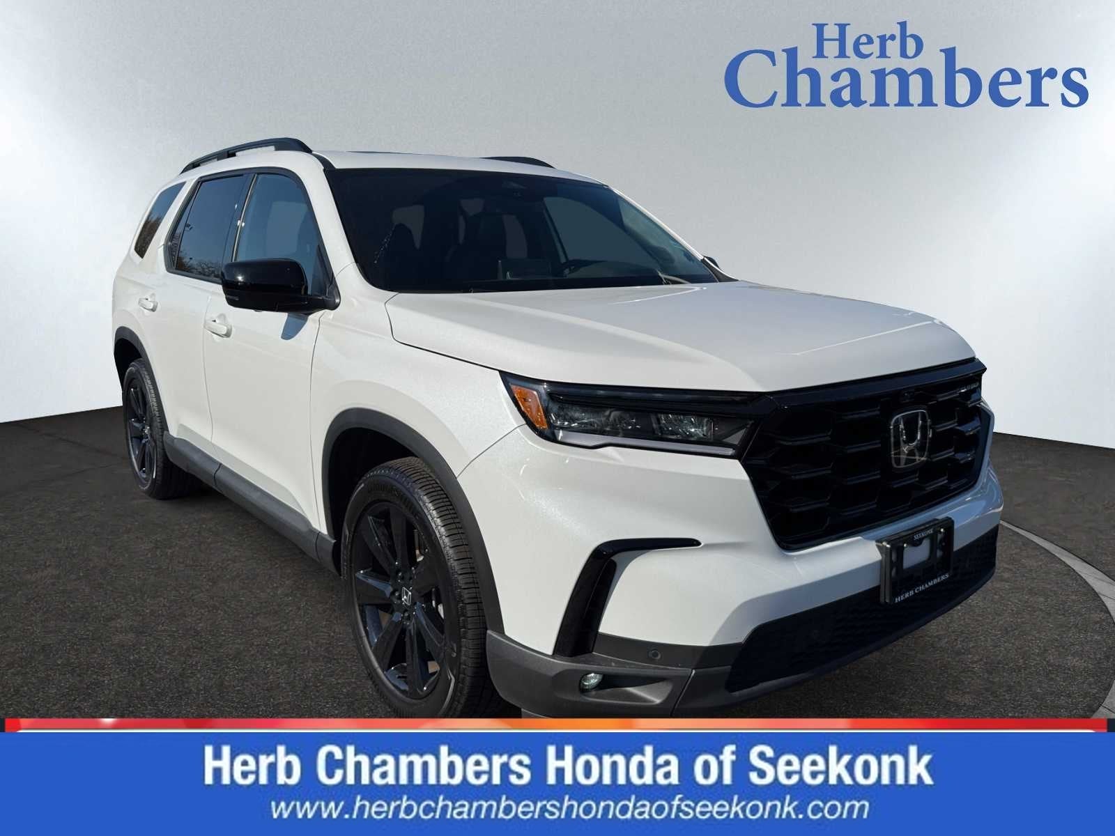 2025 Honda Pilot Black Edition's photo