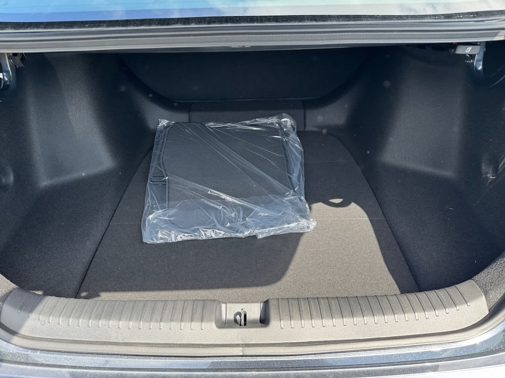 New 2025 Honda Accord LX Sedan