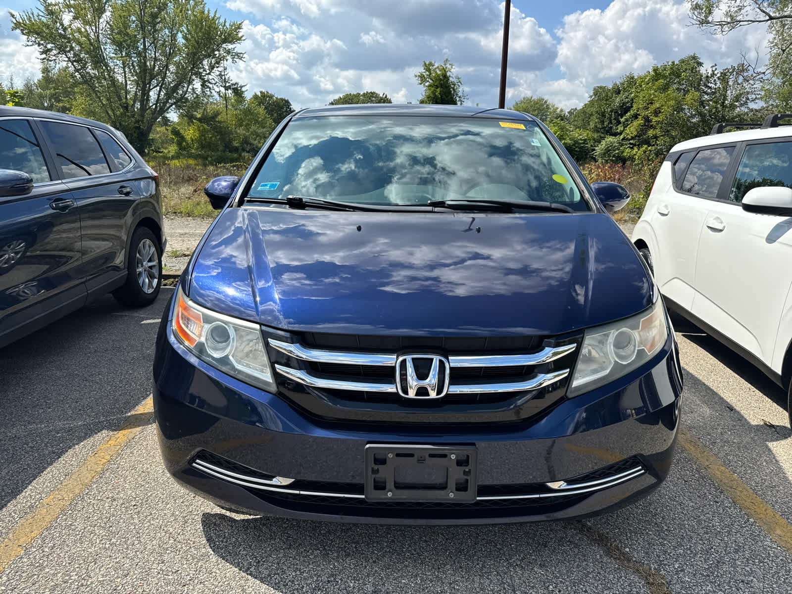 2016 Honda Odyssey EX photo 2