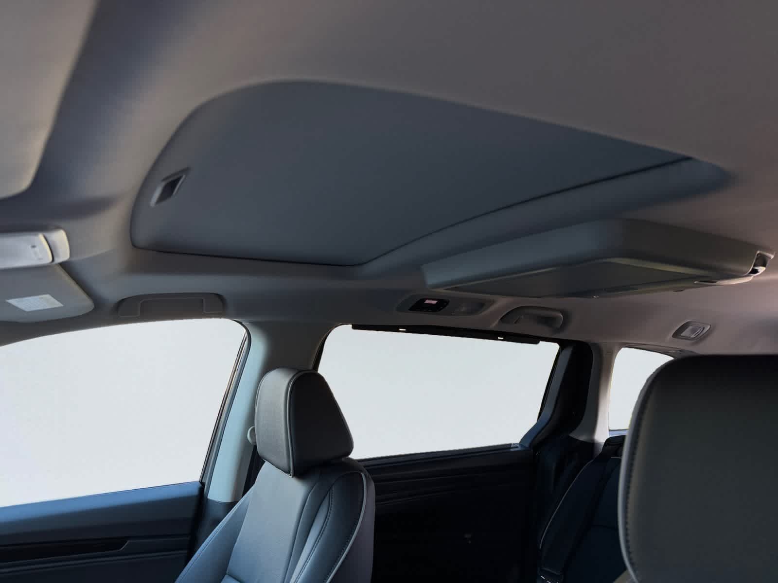 2026 Honda Odyssey Touring - Photo 13