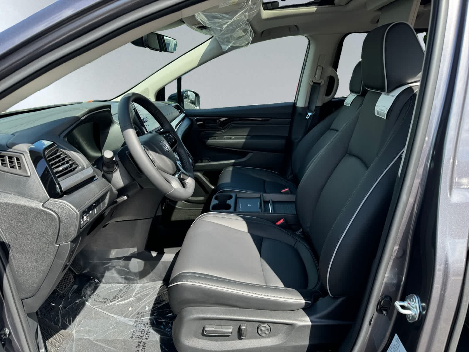 2026 Honda Odyssey Touring - Photo 7