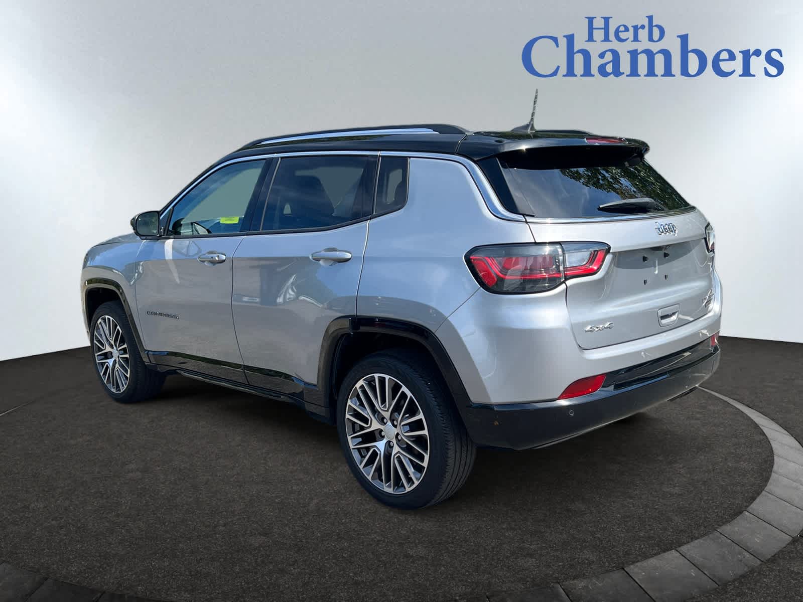 2022 Jeep Compass Limited photo 2