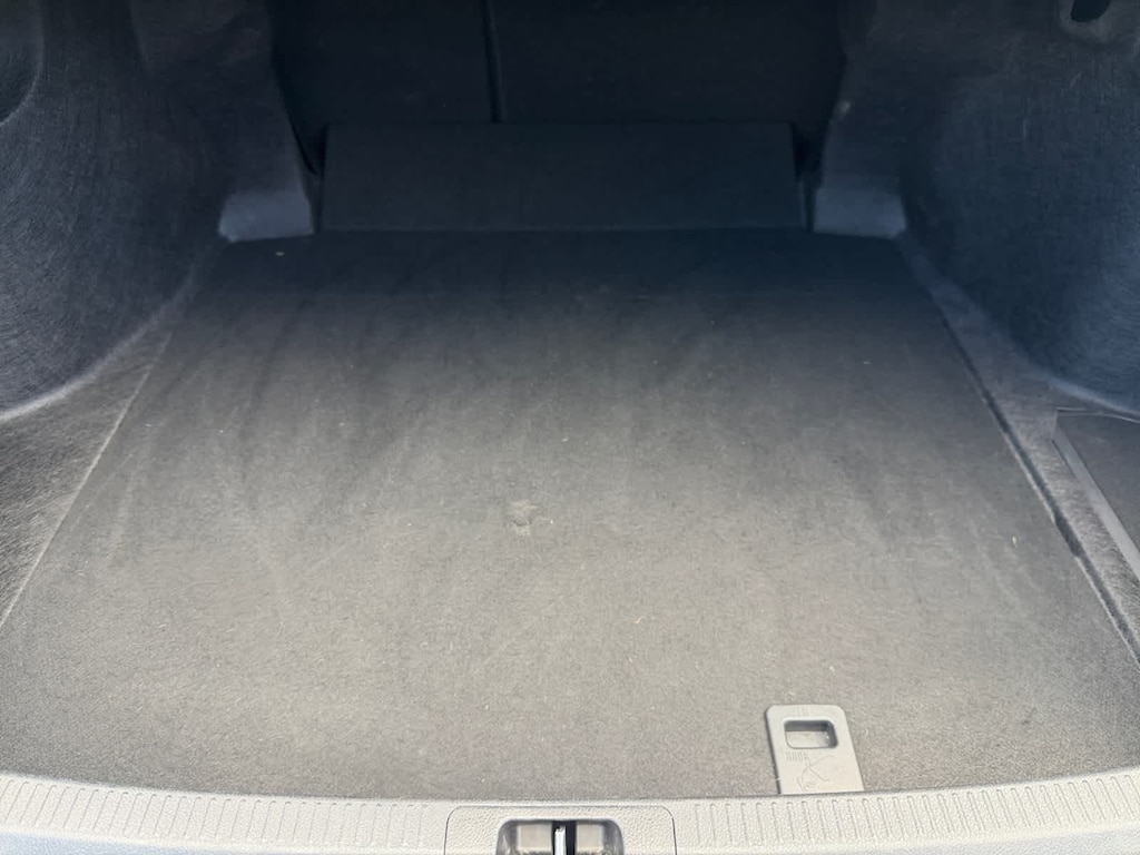 Used 2025 Toyota Camry SE Sedan