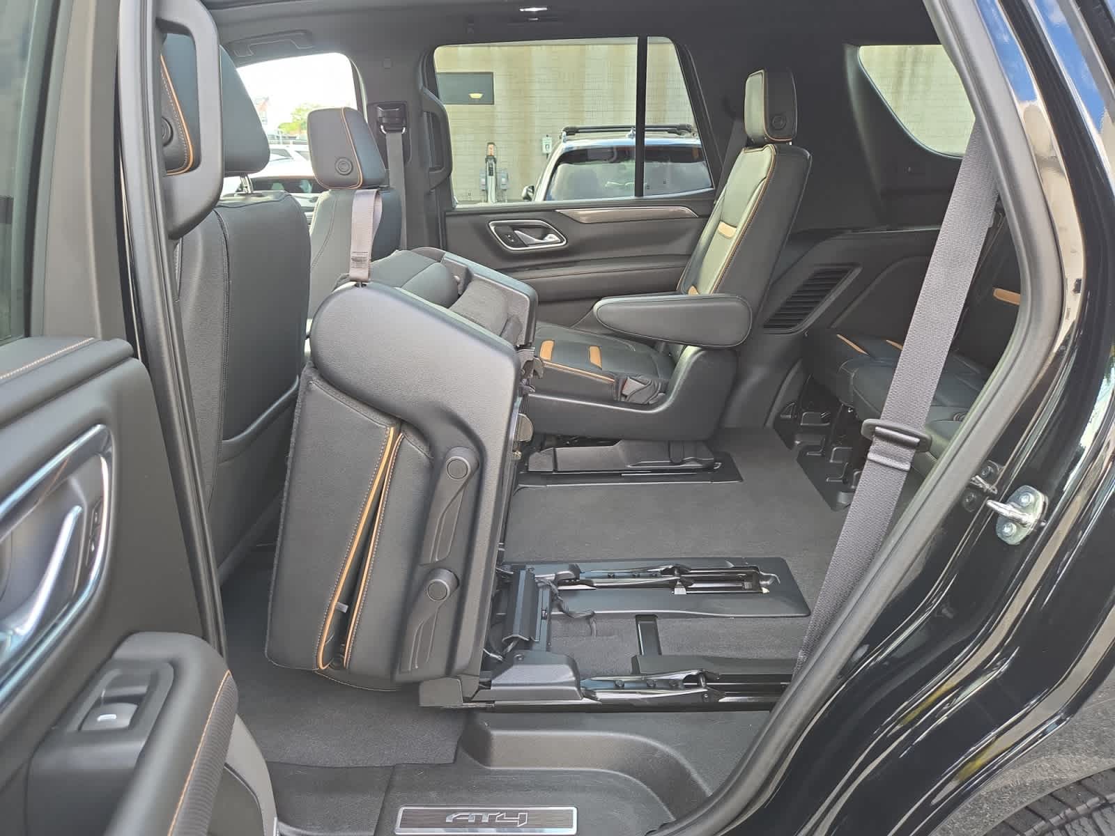2023 GMC Yukon AT4 - Photo 48